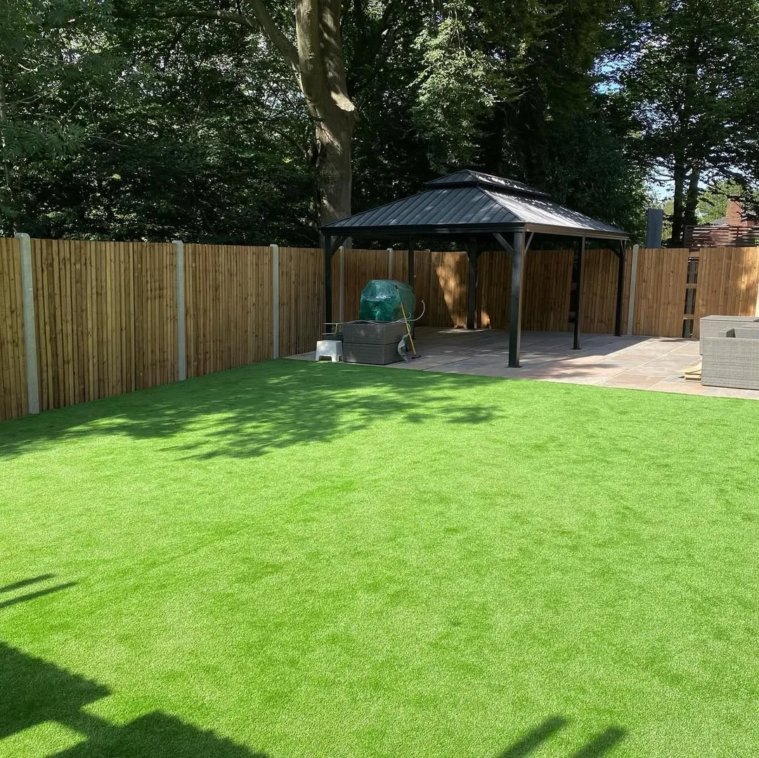 Porcelain vs. Indian Sandstone: The 2026 Guide to Choosing the Right Patio for Your Kent Home